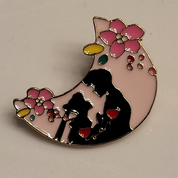 SAILOR MOON In Love 90s Anime & Manga Enamel Pin - Picture 4 of 11